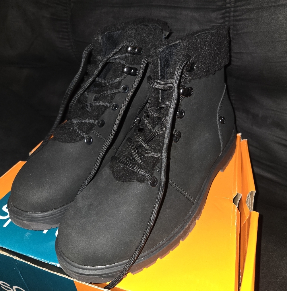 Sporto Penny Boots from HSN Size:8W